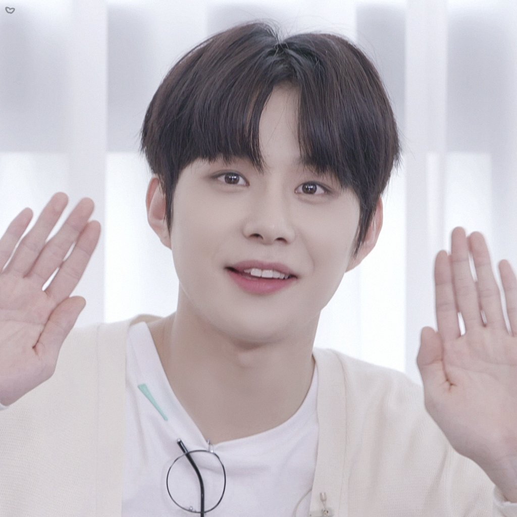 OJungwoos's tweet photo. Hi~Jungwoo is here!!
Baru nyoba rp twit,mohon bantuannya🐯

Fambest? Dm yuk
Bestie? Dm ^3^
Mutualan? Rt

#rp #rpindonesia #roleplayerindonesia #roleplayerkpop #mutualanyuk https://t.co/LPQThwR24w