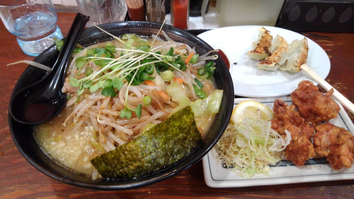 ラーメン五歩
焼き野菜ラーメン醤油大盛り
#鳥取市ラーメン五歩　　　　　#WeLove鳥取