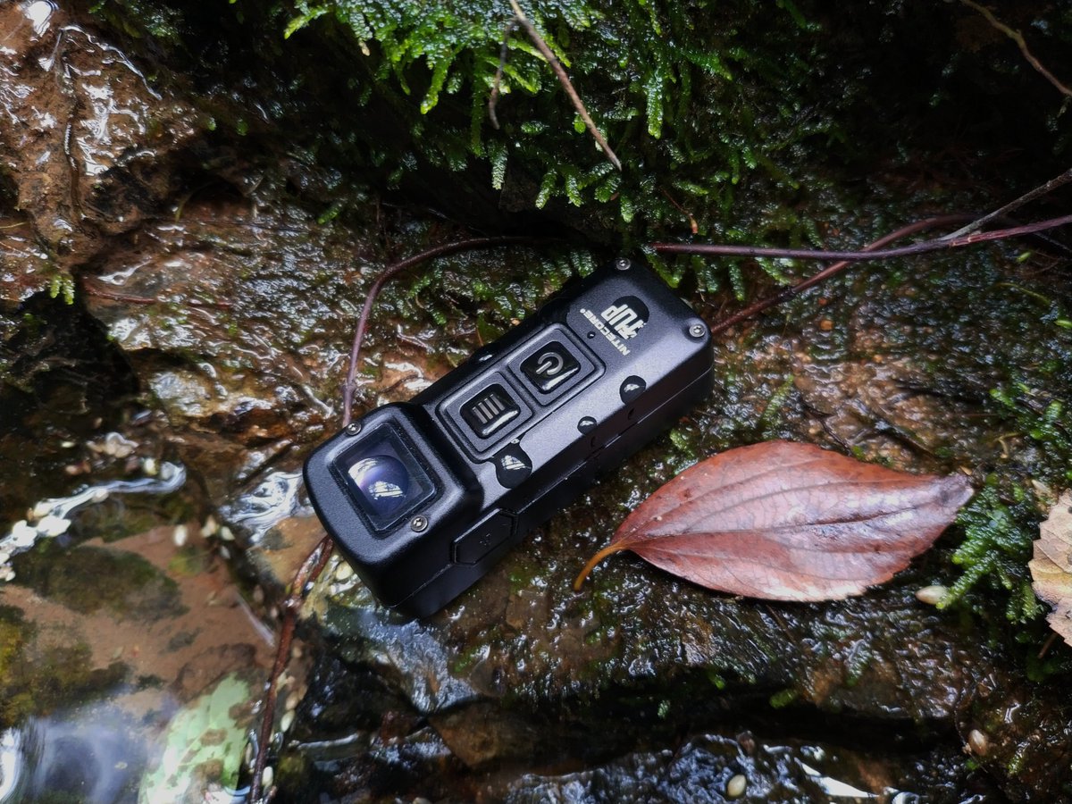 Julie_NITECORE's tweet image. Don't worry about activating the TUP, because there are two lockout modes protect it 🔦🔦. 
Easily carrying and feel free to travel 🤩.
------
🔎 bit.ly/2WTA2l9

#TUP #keychainflashlight #nitecore #nitecoreflashlight #edc #camping #outdoors #photography