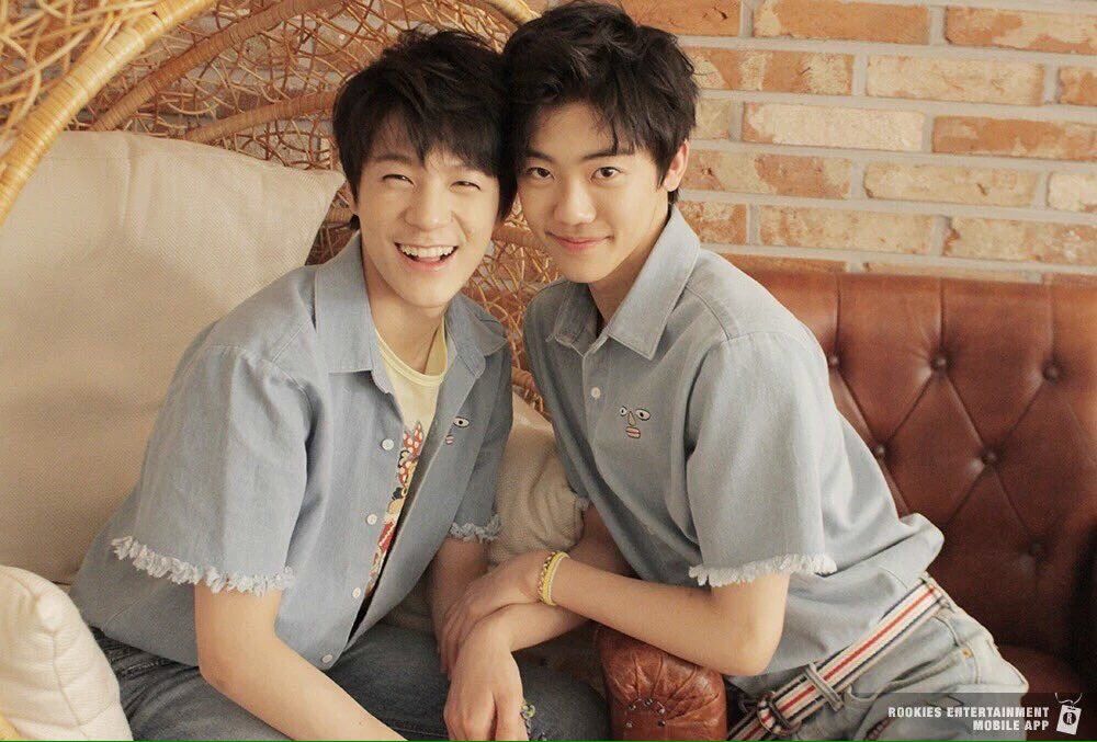 a thread of jeno and jaemin but they gets older as you keep scrolling.