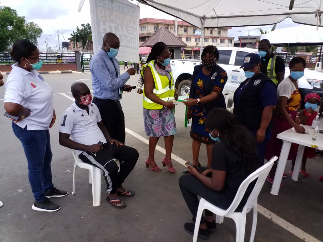 action_edo's tweet photo. #WHOSC, ES #ESPHCDA supporting #COVID-19screeing activities in Benin @Edo 
#Identifyandmanagecases
#Breakingthechain
#Staysafe 
#EndCOVIDnow. https://t.co/pndcjM5CWz