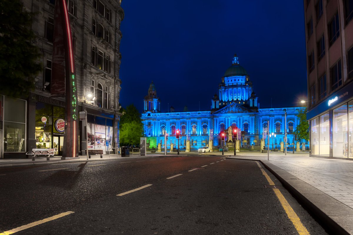 Belfast City Hall illuminated in blue last night in support of NHS staff.

#nhsheroes #clapbecausewecare #clapforourcarers 

@barrabest @love_belfast @BelfastLive @belfastcc