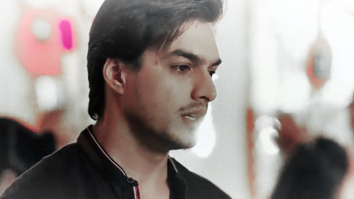 "main yeh nahi kehta ki humein dukh mat do, par usse nikalne ka rasta toh do"Oh Kartik why so beautifully realistic  #Kaira  #MohsinKhan