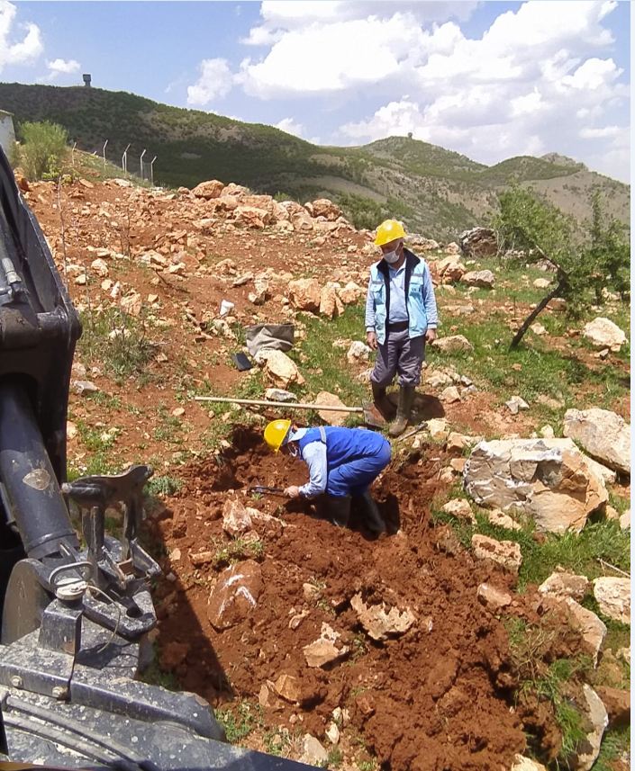 Sizler için sahadaki görevimize devam ediyoruz. #EvdekalVan

<a href="/EmreEsmeVan/">Emre EŞME</a> <a href="/vehapgezgen/">Abdulvehap Gezgen</a> <a href="/vaskigm/">VASKİ Genel Müdürlüğü</a>