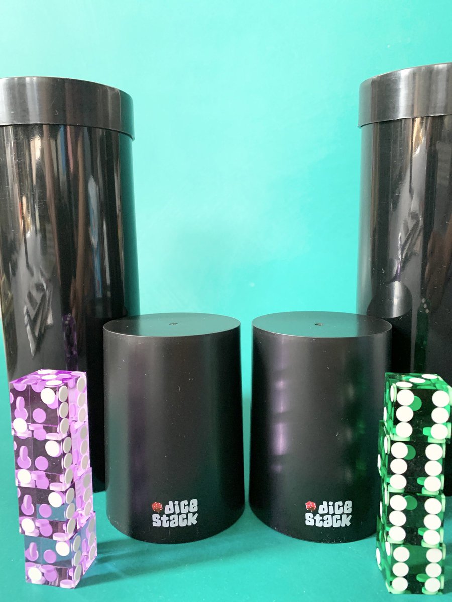 大道芸人すごろく ダイススタッキングパフォーマー 基本的にダイススタッキングセットはサイコロを3つ並べた時にカップで覆えるか覆えないかぐらいのものを選んでください カップが大きければ大きいほど難しくなります 小さければ小さいほど基本の