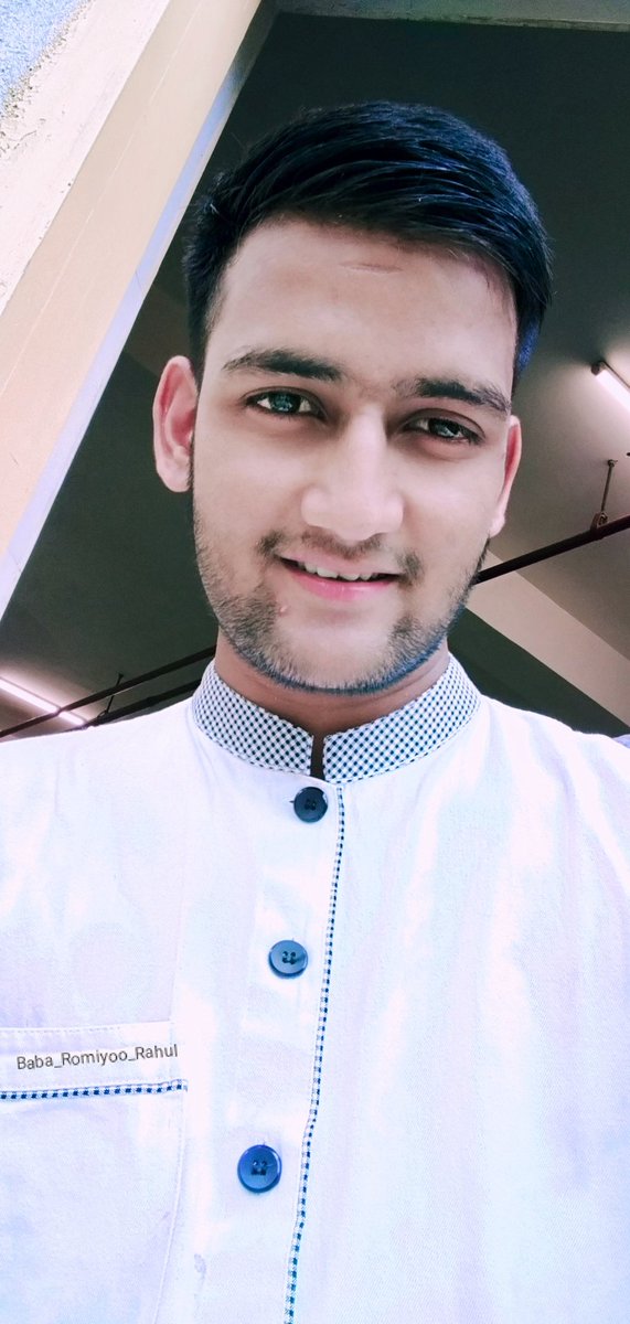 BabaRomiyoRahul's tweet photo. कभी कभी मेरे दिल में ख्याल आता हैं
की ये ख्याल ही क्यों आता है
#FridayThoughts https://t.co/XeFfr1kO9O