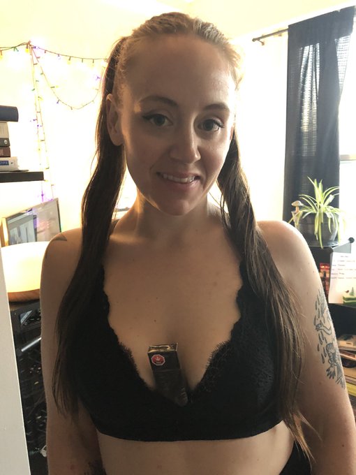 #weed showed up and i&rsquo;m #STOKED https://t.co/6NxBc1j60L<a href="/tag/weed"class="tags">#weed</a><a href="/tag/stoked"class="tags">#STOKED</a>