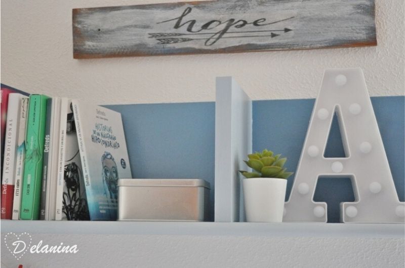 Delanina2's tweet photo. ¿Conoces el #estiloTumblr? Si tienes adolescentes en #casa seguro que te suena. Mira el cambio de esta #estantería y conoce las claves para una #decoraciónTumblr
👉 https://t.co/aOL0lIAsVD #V33 #Liberon #renovacióndemuebles #pintura https://t.co/48nx5THx6z