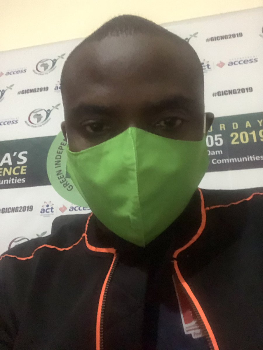 ivlpalexgreat's tweet photo. "[Governments] are asking every citizen to walk with a mask on, but this does not have to create littering."

#maskupslum project 
#maskup
#maskuplagos https://t.co/xOZVr7dLVZ