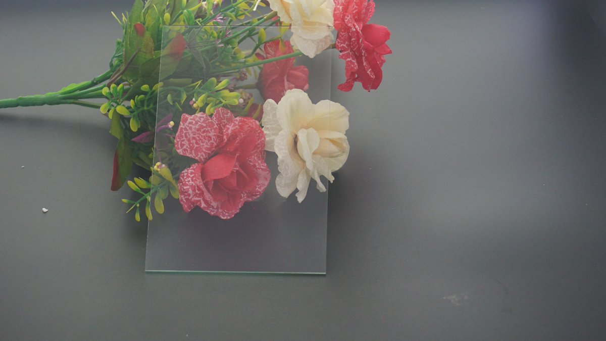 1.2mm 1.4mm 1.6mm 1.8mm Non glare glass