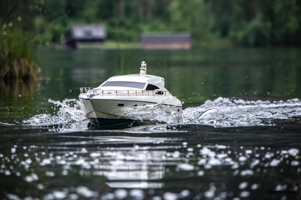 LindingerNews's tweet photo. We wish you a great weekend 😎
Enjoy it as much as possible 🤗

https://t.co/XqGWtBBD0R

#rcboat #rcship #robbemodellsport #modellbaulindinger https://t.co/CA436YmJlW