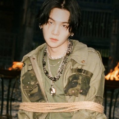FrancesKyrene's tweet photo. #NewProfilePic https://t.co/QHP79RBPJP
