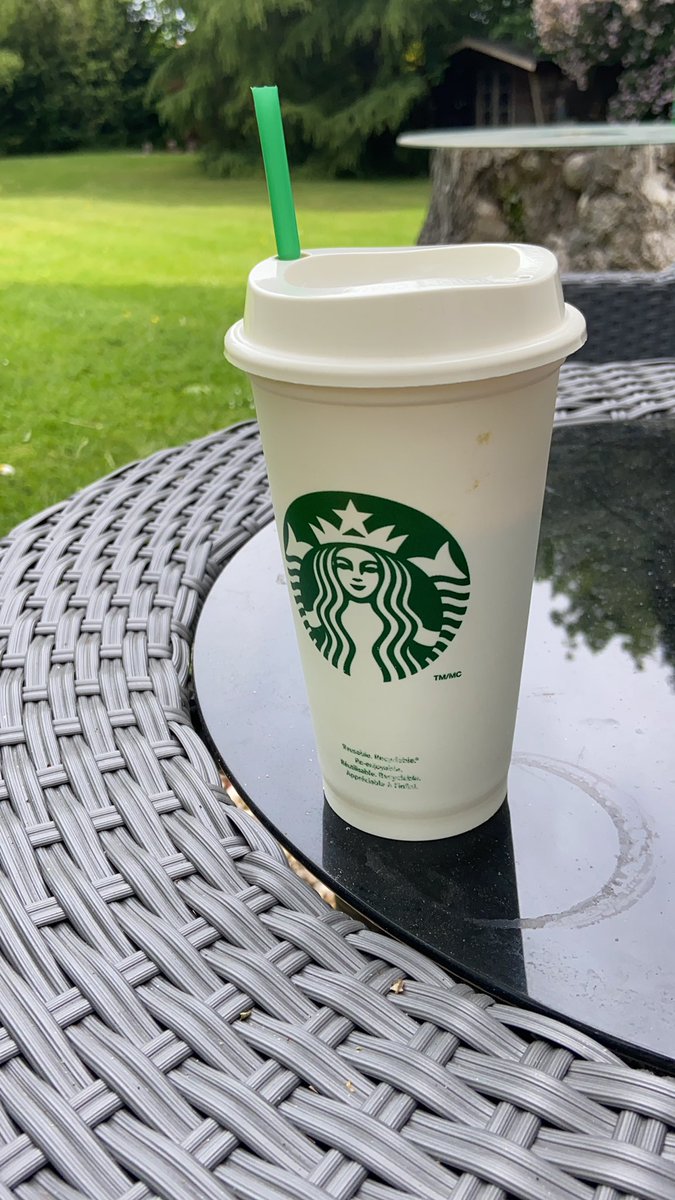 JacquiTB88's tweet photo. Final day of the #F5UKIPF with @NeillBurton &amp; the @F5Networks team. Big day with some ‘use cases’ &amp; the Big Quiz with big prizes for all those that have listened in all week! Grab a coffee, maybe a @StarbucksUK &amp; see you all there! And good luck 😉 https://t.co/LAJYz4trGE