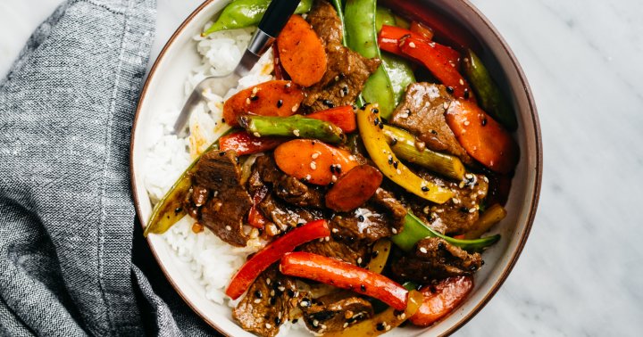 8 Quick, Healthy Family Meals A Nutritionist Swears By During Lockdown ow.ly/FCfb50zNj47 via @mindbodygreen #healthyfood #healthyfoods #healthyfoodie #healthyfoodchoices #healthyfoodlove #healthyfoodlover #healthyfoodinspiration  #healthyfoodhealthylife