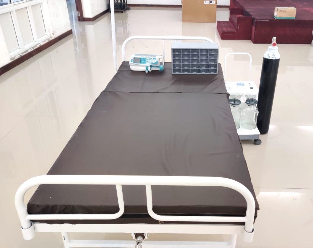 anilkantony's tweet photo. A fully functional and equipped 20 bed #COVID19 recovery center / temporary hospital was set up at #RGIDS, #Trivandrum by @PIIndiaOrg , @Anantuniv , #HabitatForHumanity, #MiniyaChatterji .
Special thanks to Sri.@chennithala and to Dr.@ShashiTharoor for thier support. https://t.co/kZzWBKwu3h