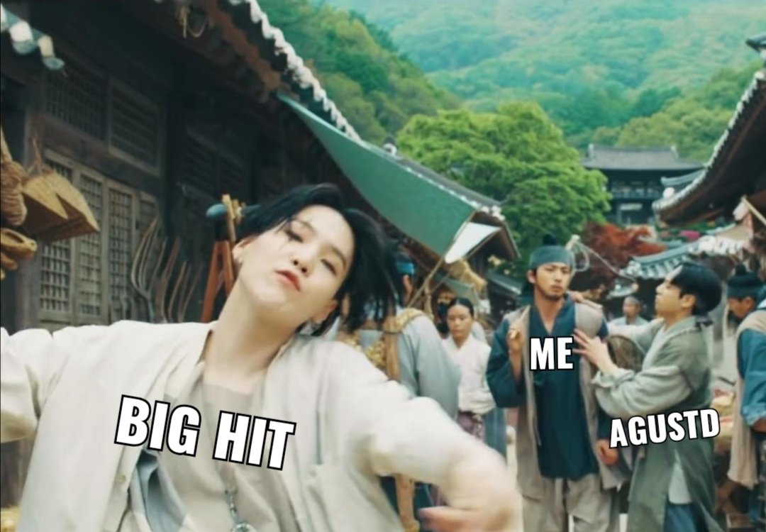 debora_pillco's tweet photo. @BTS_twt When I just got up and watch the big video 🤪 https://t.co/CaRzoSAjxH