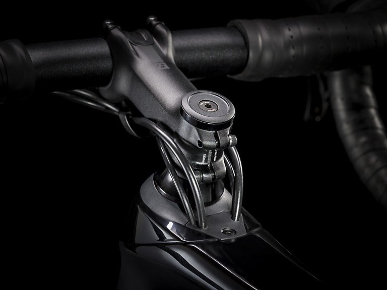 cheltenhamcycle's tweet photo. Today’s #BikeBitFix
It’s a Dream Machine - in store 😃👍🏻
The @TrekBikes Domane SL 6
A performance road bike that flatens out the road bumps with its built in front & rear #Isospeed - the smooth advantage
And it looks 👌 https://t.co/4kExJnpv7v