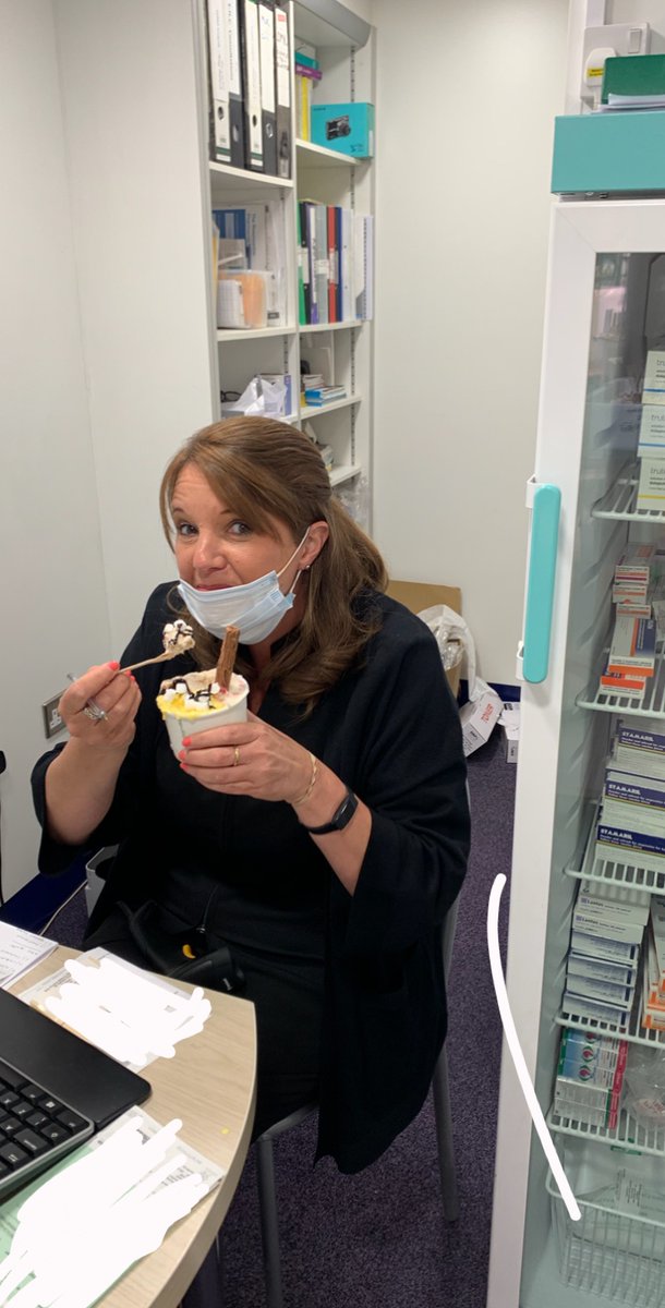 CentralGoldSln's tweet photo. Keeping Hayley cool with a tasty Friday staff treat ✅🌈 #keyworkers #pharmaciesstandtogether thanks @greenandjenks https://t.co/BXGj7DlmhJ