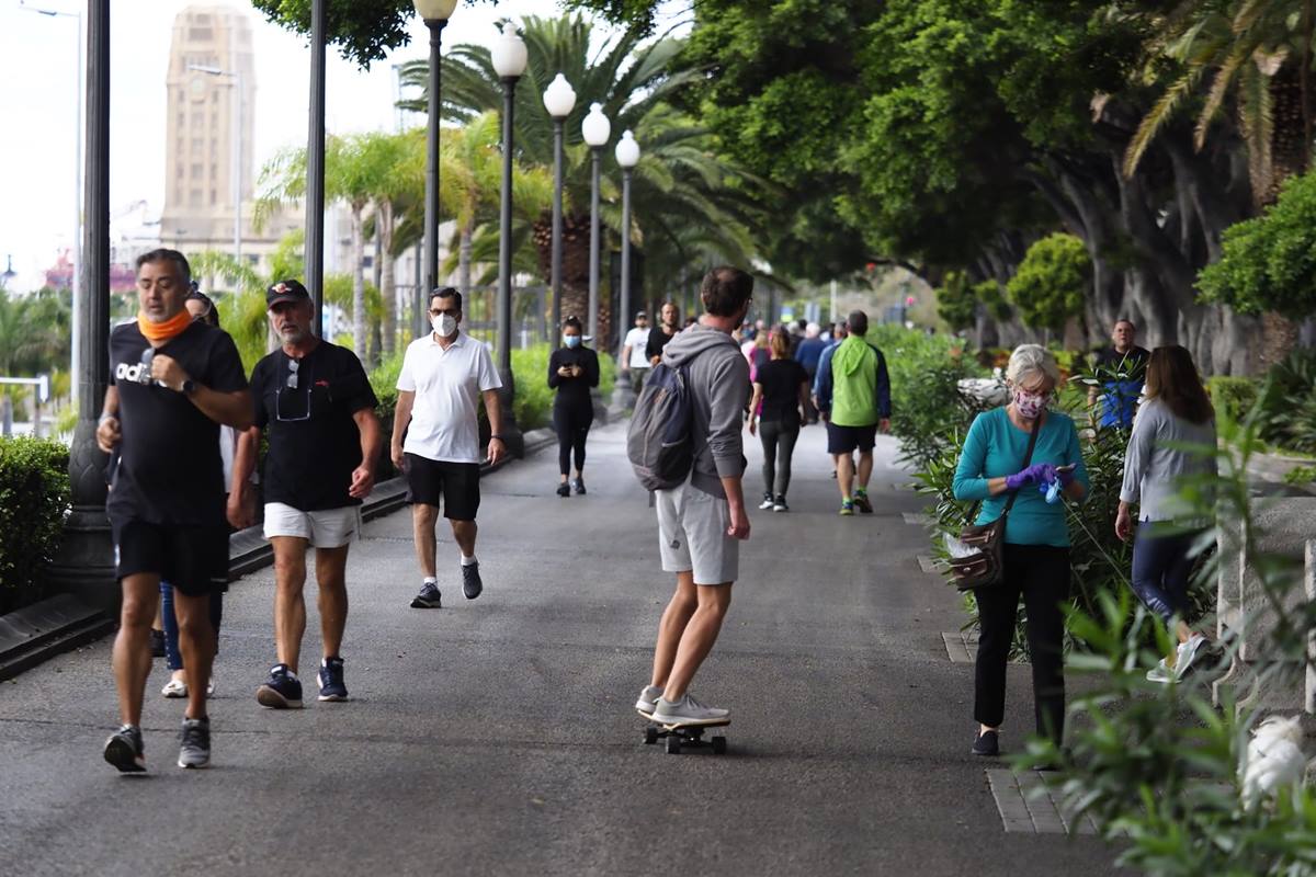 diariodeavisos's tweet image. 🔴🔴#ÚLTIMAHORA Confirmado: Tenerife, Gran Canaria, Lanzarote, Fuerteventura y La Palma pasarán a la Fase 2 en la desescalada diariodeavisos.elespanol.com/2020/05/confir… #COVID19 #SanidadDA