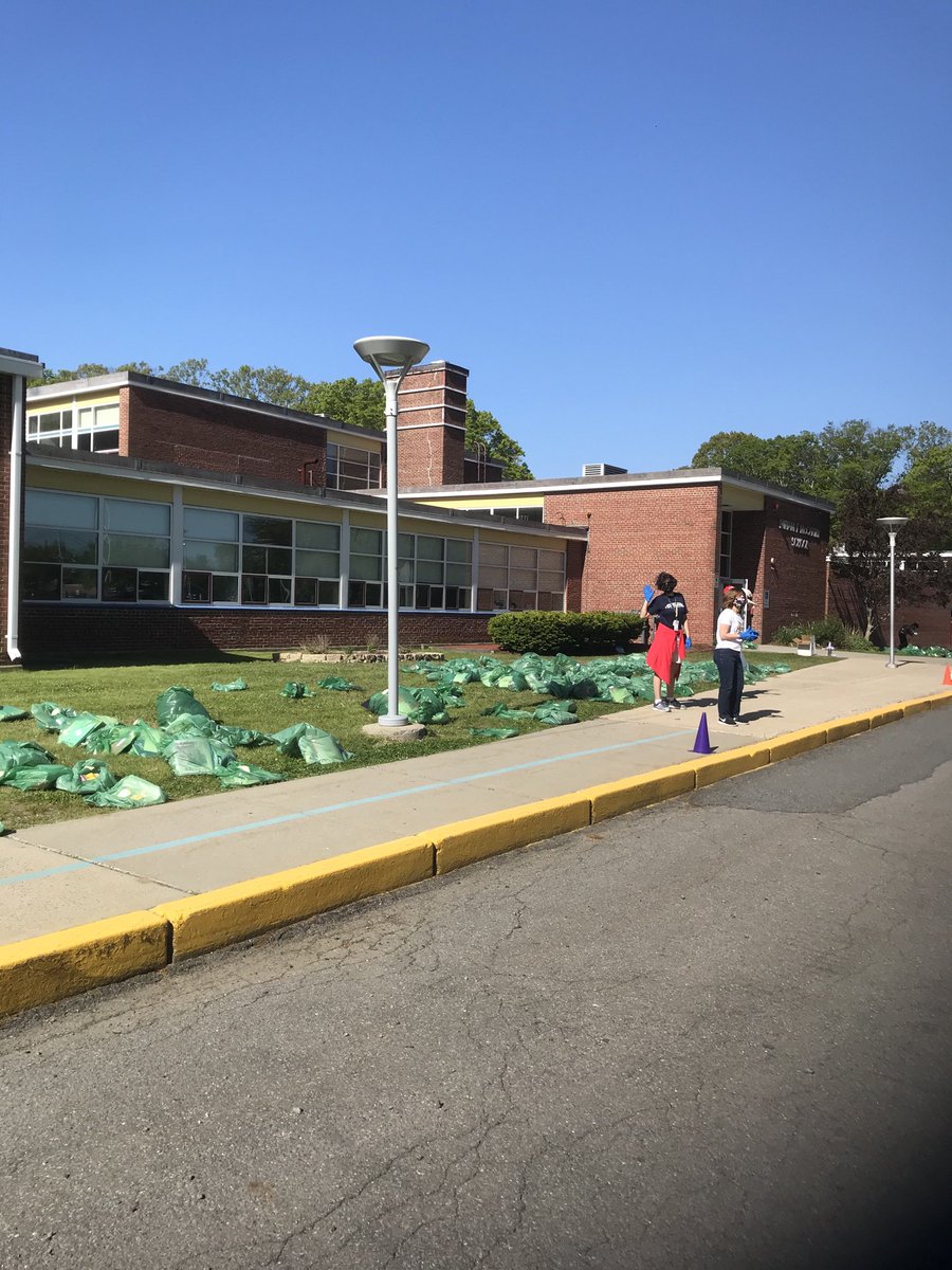 Student Belonging Pick Up TODAY!!!! Come by McCarthy School to get your belongings!!