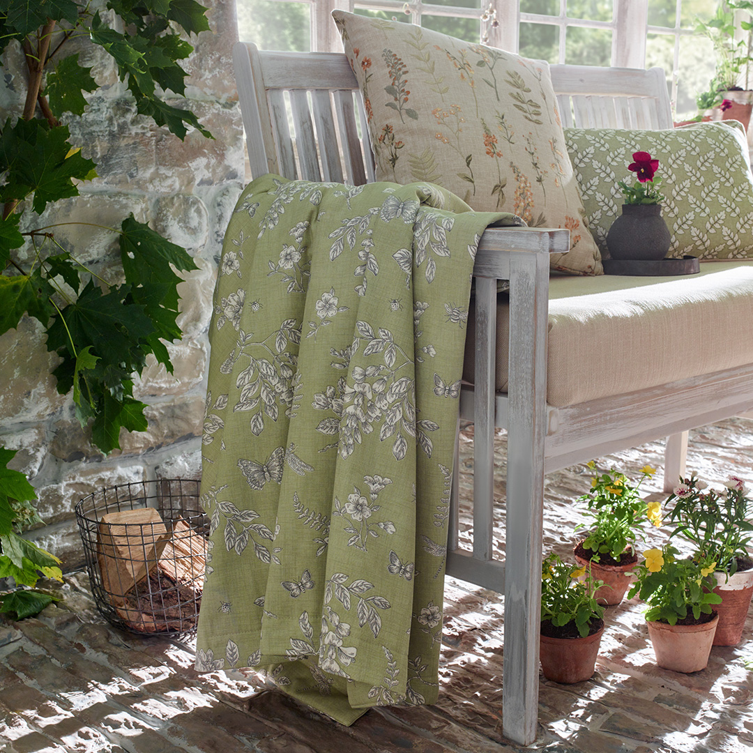 Prodoto's tweet photo. A bright sunny garden room is perfect for a Spring range. Bring the outside in for a truly relaxed vibe.

#roomsetphotography #roomsets #commercialphotographystudio #setbuild #interiorstylist #interiors #roomdecor https://t.co/yCYS1EzJMA