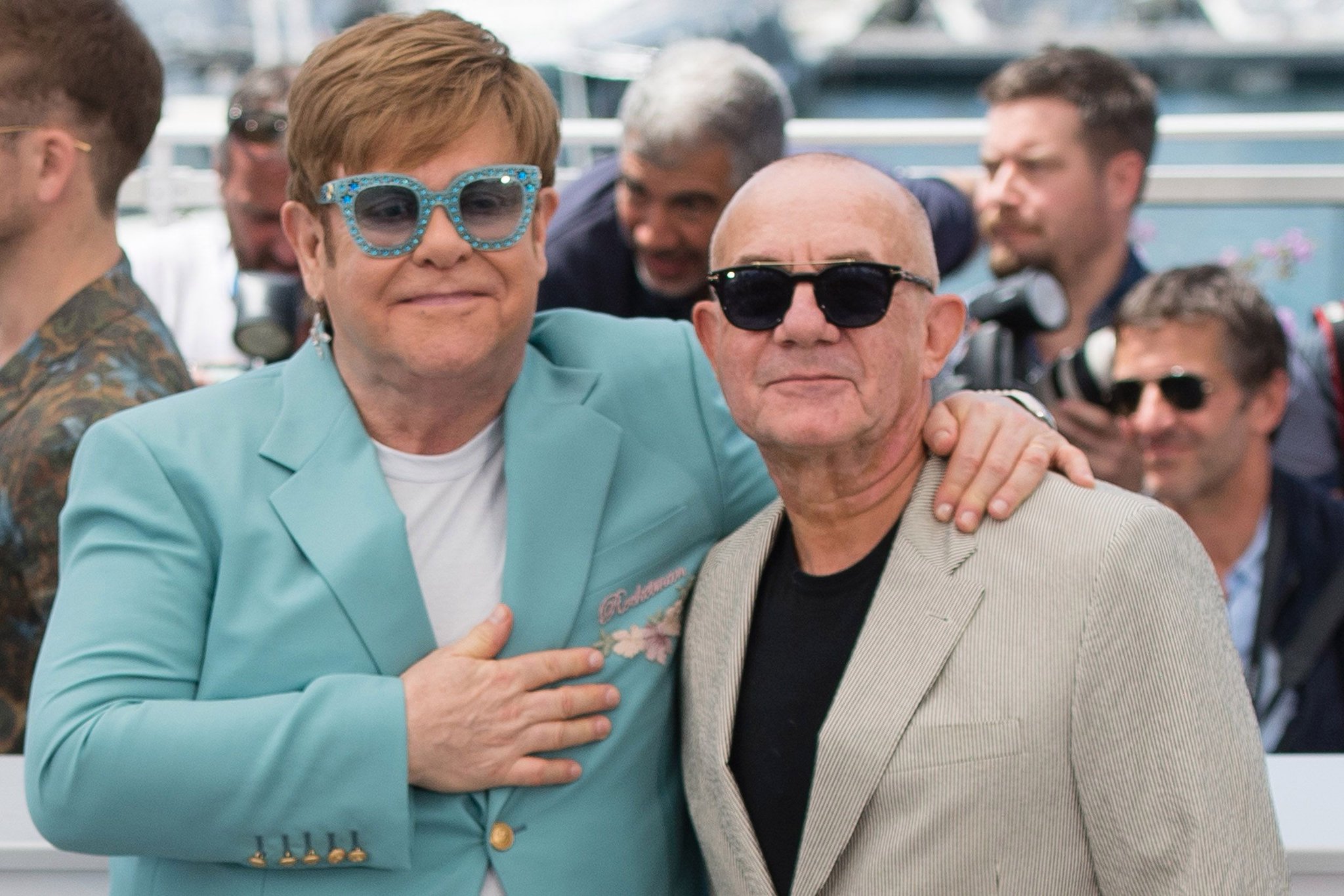 Happy Birthday to Elton John s long-term writing partner Bernie Taupin, he s 70 today! 