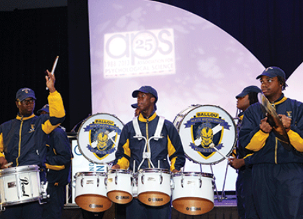 PsychScience's tweet photo. A look back at our 25th Annual Convention - great pics in this issue, including DC’s Ballou High School drum line and APS’s first (and maybe last) flash mob #aps20chi @BallouDC https://t.co/eynApvXdLV https://t.co/RPg1qFGo4q