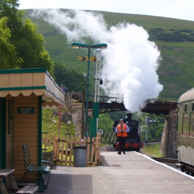 BurfieldWallis's tweet image. Chuffing brilliant

More photos at shop.burfield-wallis.me.uk

#chuffing #steam #steamtrain #vintage #train #bygone #station