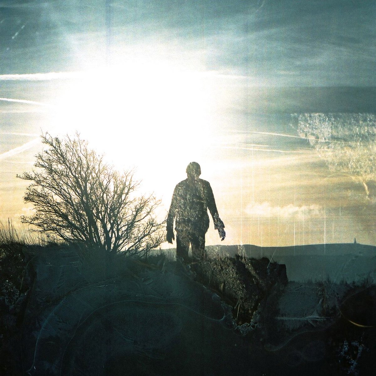 Molly Macleod's brilliant, melancholic EP "Widow's Peak" is out today on CAMP Editions 🏔️ Download from our site includes bonus material 🏞️  buff.ly/2TsQOa4