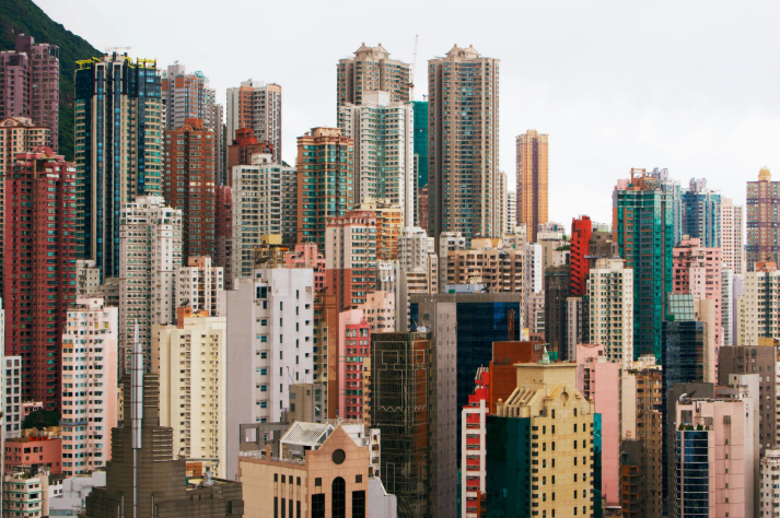 RSTMH's tweet photo. How smart city planning could slow future pandemics - an opportunity to rethink how cities are designed—and make them better equipped to stop disease from spreading. 
👉 https://t.co/FIVnmrmrS0
#PlanetaryHealth #OneHealth #HumanFocusedDesign https://t.co/64uE0y9KQT
