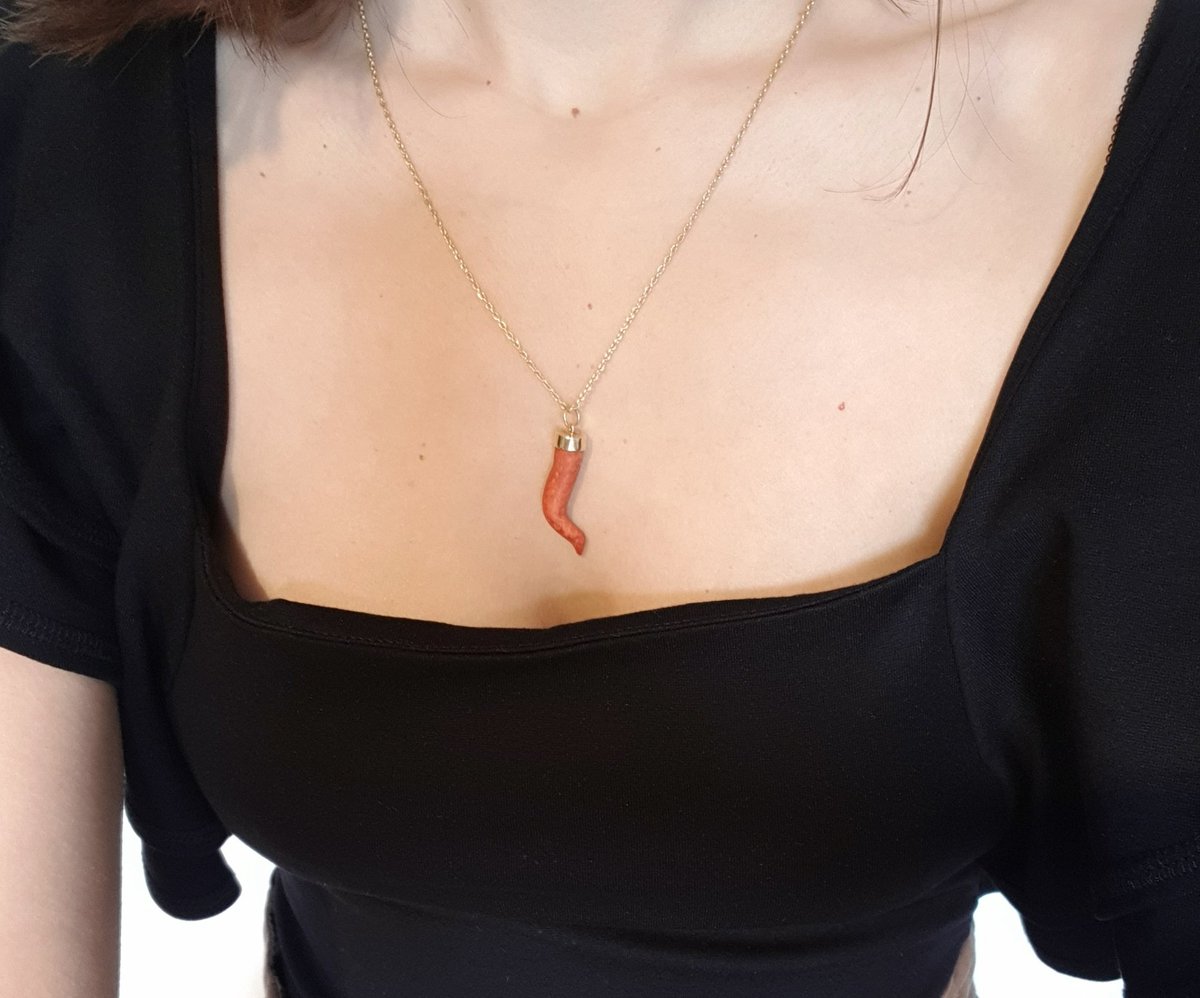 madeinthemed's tweet photo. Want to know the meaning of this ancient Mediterranean #luckycharm? Find out now in the latest blog post on our website! 🌶🌶🇮🇹🇬🇷 #madeinthemed https://t.co/p9ugLPhq44 https://t.co/yXpxq5mAYa
