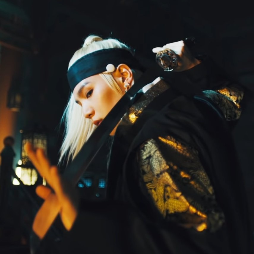 GraceMinYoongi's tweet photo. WHAT THE FUCK MIN YOONGI https://t.co/yRGEdbBS9i