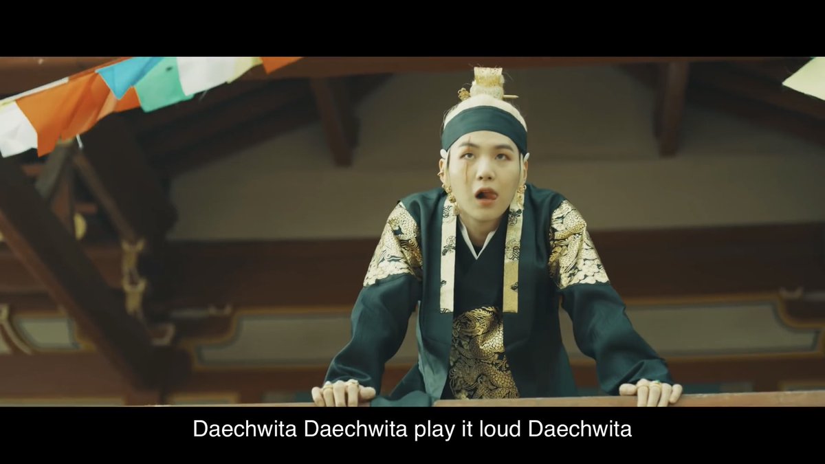 юнги bts 2015. бурито мама слова песни. бтс agust d обложка. Agust d на рабочий стол. песня буриты шуга.