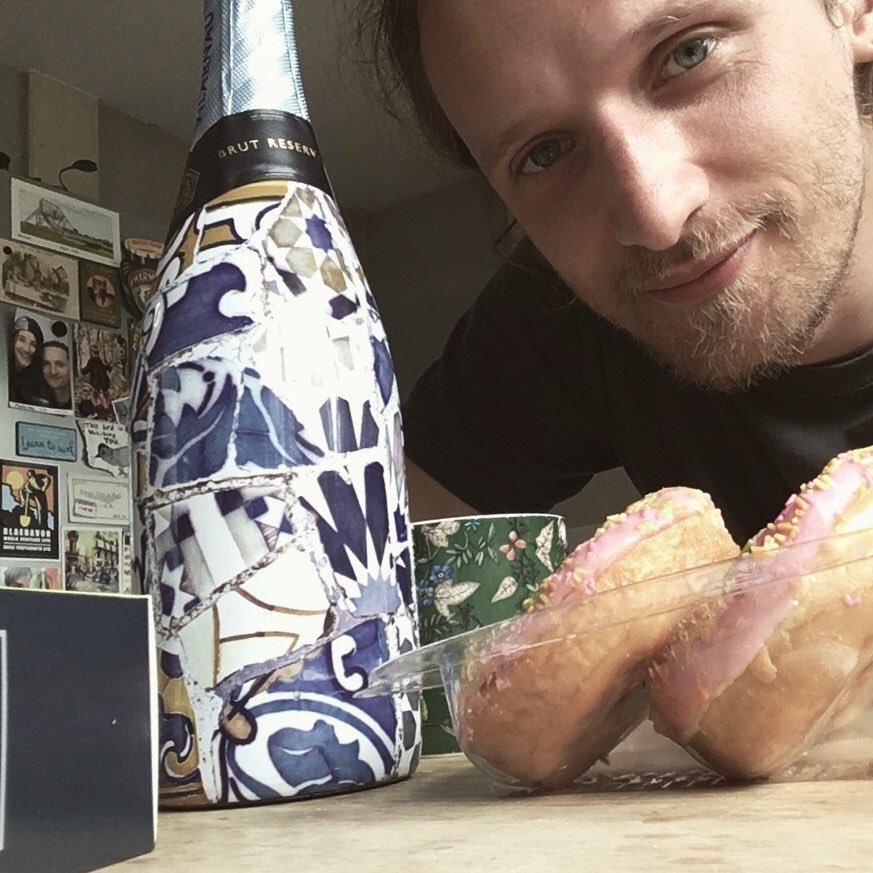 Fizz and doughnuts for breakfast from Erin to celebrate album release day. Nice