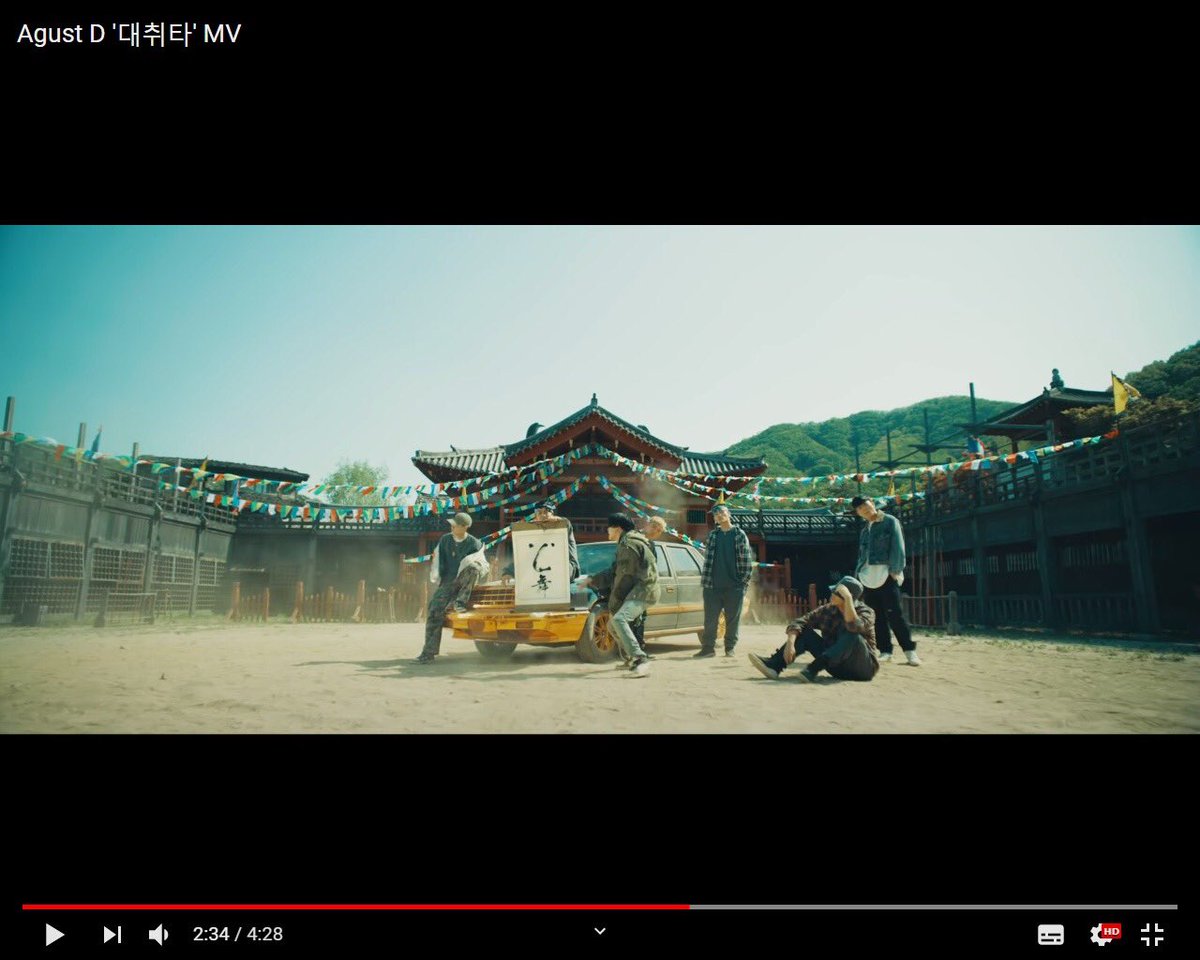 neongwaenchana's tweet photo. ВСЕ ПОМНЯТ ЭТУ ШТУКУ?????

#AGUSTD2

#YOONGICULT https://t.co/ogd0fQNz7I