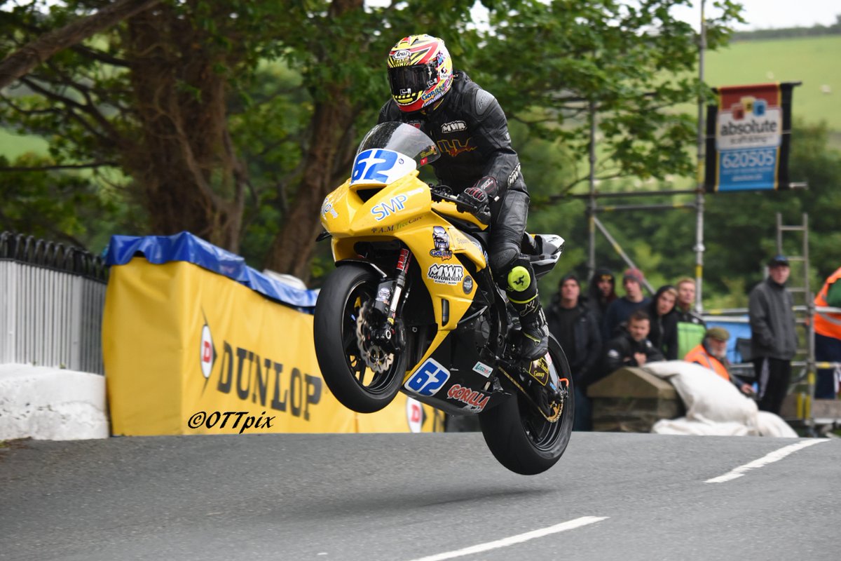 OTTpix's tweet image. Matt Mylchreest Supersport Race 1 #TT2019, just before rain stopped play. #FlyingFriday #LoveTT