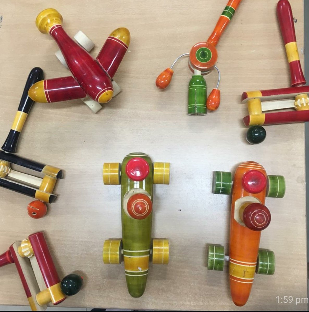 IRTSassociation's tweet photo. An idea can change two lives! When Shri Raushan #IRTS distributed the famous Channpatana Toys so that Children go smiling in #ShramikTrains from Bengaluru, the local artisans had money in their hands in these desperate times. Well done!!
#IRTSMovingIndia https://t.co/sQpFpGnJ15