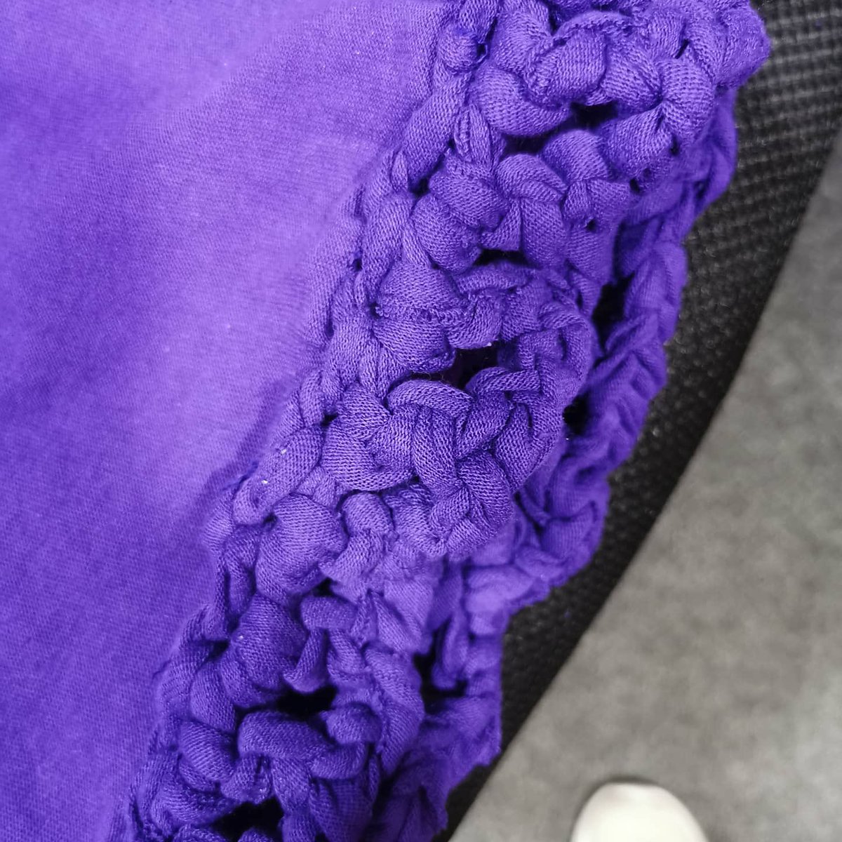 sarah_in_colour's tweet photo. Look at this old #tshirt cleverly #upcycled by a pupil in @KibbleCharity’s North House and my fabulous colleague @vem1988! #lookatthedetail #catwalkready
#virtualfashionshow #kibbleis #upcycled #rcc #traumainformed #crochet #tshirtyarn #lockdown #createdonthate #goodvibes https://t.co/lC8f2tsVYp