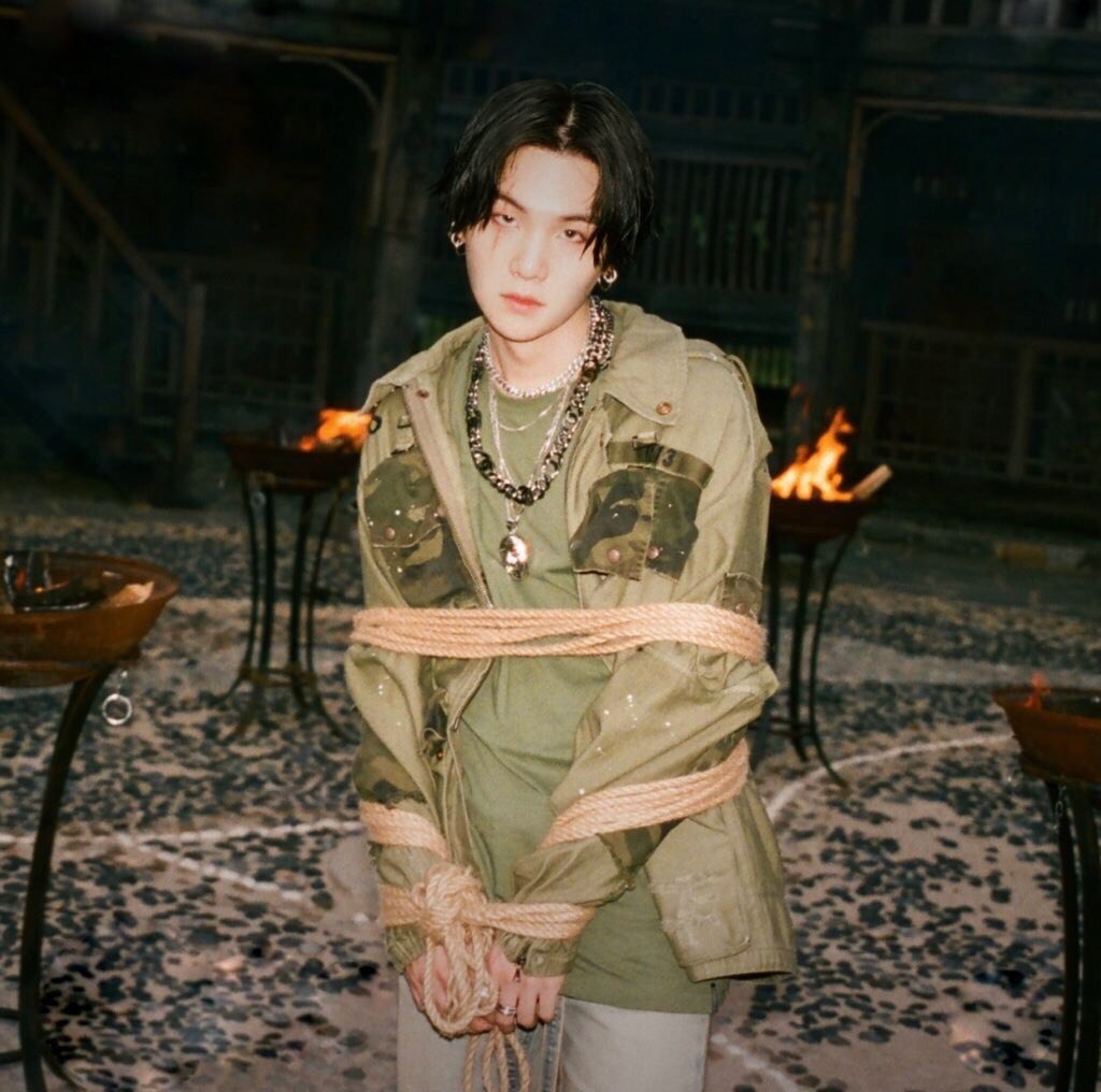 Все ужек видели камбэк?
Это превосходно, у меня просто НЕТ СЛОВ.
#AGUSTD2ISCOMING
#DAECHWITA
#AgustD_1억_축하해