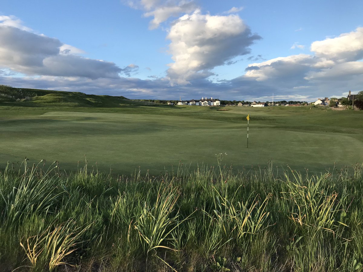 Scott Warren tweet media