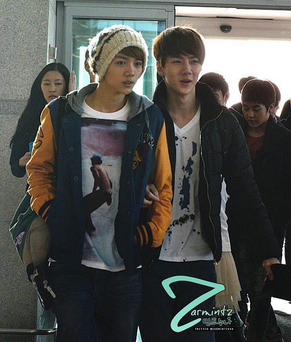 [APRIL 2012] ☆ Incheon to Beijing Airport☆ Beijing Showcase