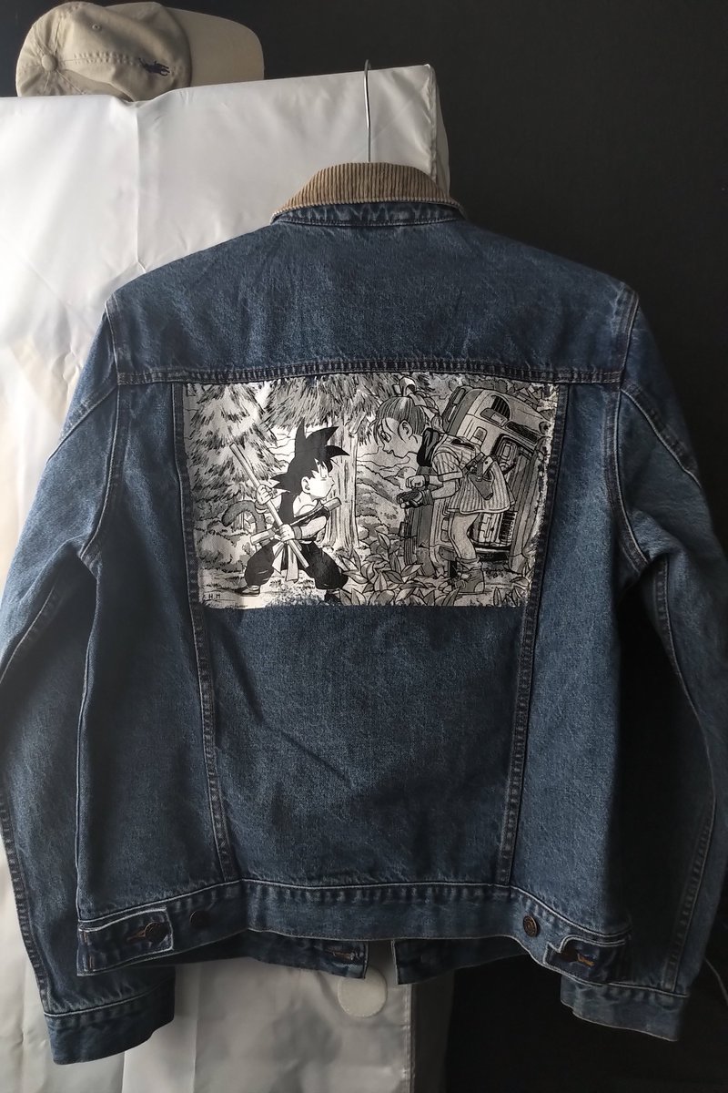 Rembraaah's tweet photo. Hey @MatsDrawing ! Veste bien reçue, elle déchire ! ✌️👏 https://t.co/rlH6aSUxk5