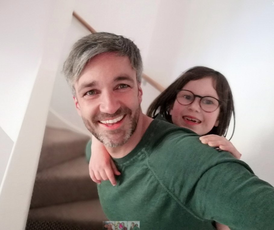 naomiandjack's tweet image. Naomi House friend, @worldrecordrow is taking on an epic charity challenge - climbing Mount Everest on his stairs with his kids on his back! This involves climbing 52,047 stairs (3,717 stair flights) to match the 8,848 metre summit height!
Read more: naomihouse.org.uk/news/local-sup… 🏔️