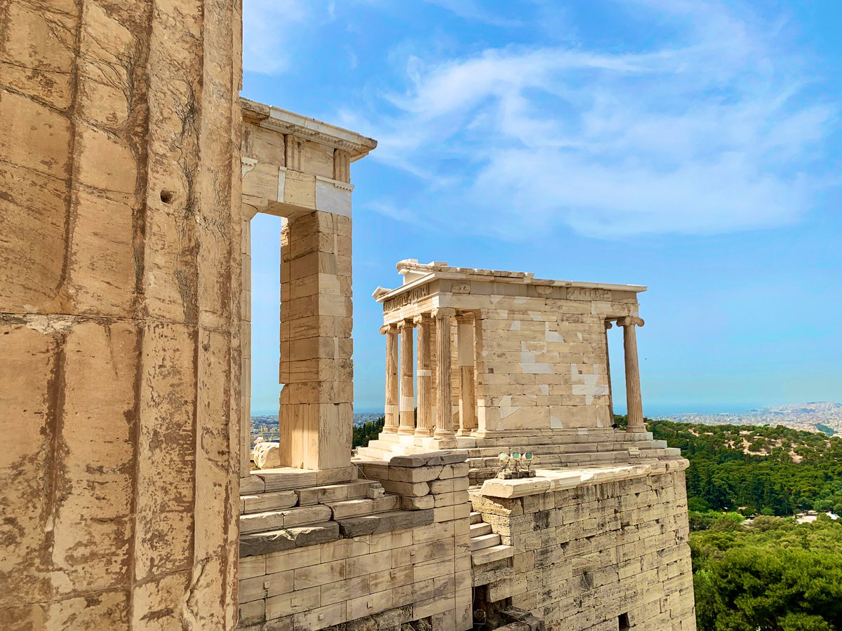 Visiting the  #acropolis, your attention is drawn to the immaculately preserved Periclean monuments: the Propylaea, the Nike Temple, the Erechtheion & of course the Parthenon. But a block pile 20m east of the Parthenon are all that remain of the last major monument on the site!