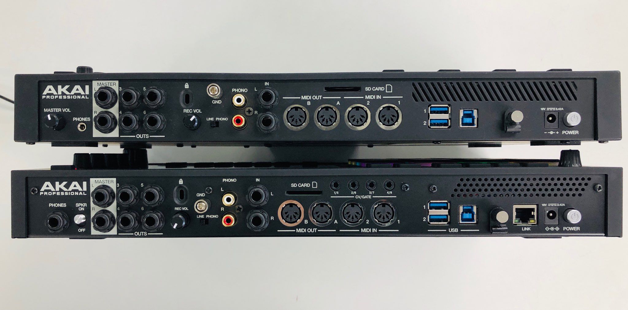 Akai Pro Japan 入出力端子上 Mpc Live 下 Mpc Live T Co Xhkviywwiu Twitter Akai Pro Japan 入出力端子上 Mpc Live 下 Mpc Live T Co Xhkviywwiu Twitter