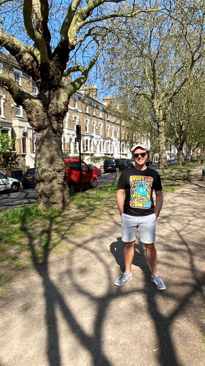 brightonalumni's tweet image. Visual Culture alumnus @designandrewd imagines life in lockdown when he was studying at Brighton in the 90's: blogs.brighton.ac.uk/alumni/2020/05… get in touch if you'd like to write about what lockdown might have been like when you were studying! #brightonforever