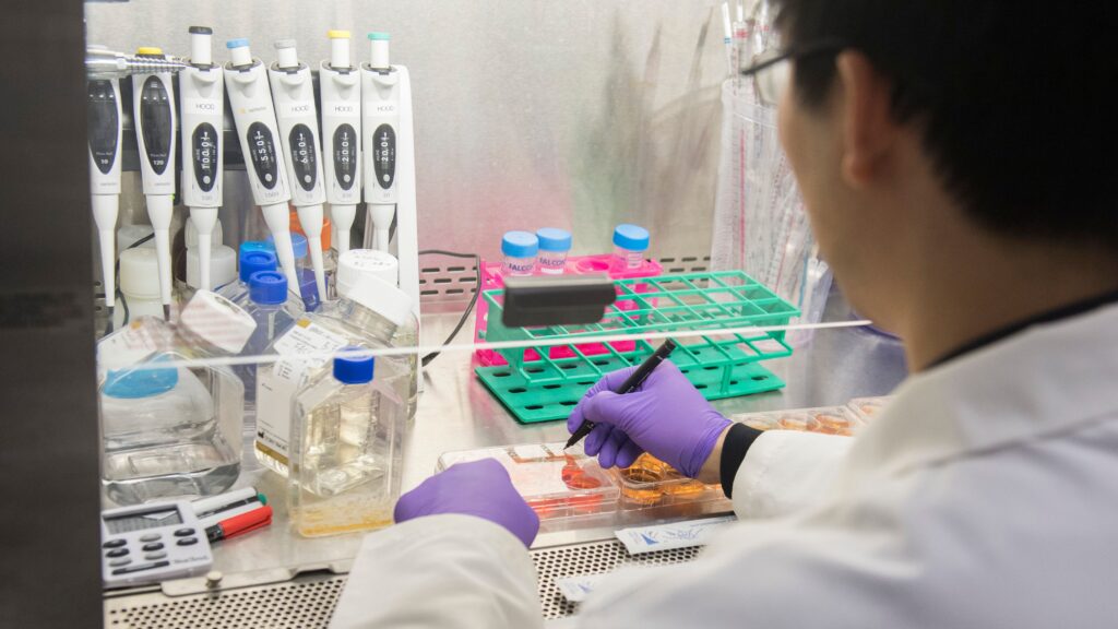 TrylApp's tweet photo. As Covid-19 spreads, disruptions to clinical trial and drug development accelerate
https://t.co/IryXltrL5N
#clinicaltrials #clinicalresearch #makingadifference #pharma #healthcare #cancerresearch #covid  #nih https://t.co/kAewN97B8h