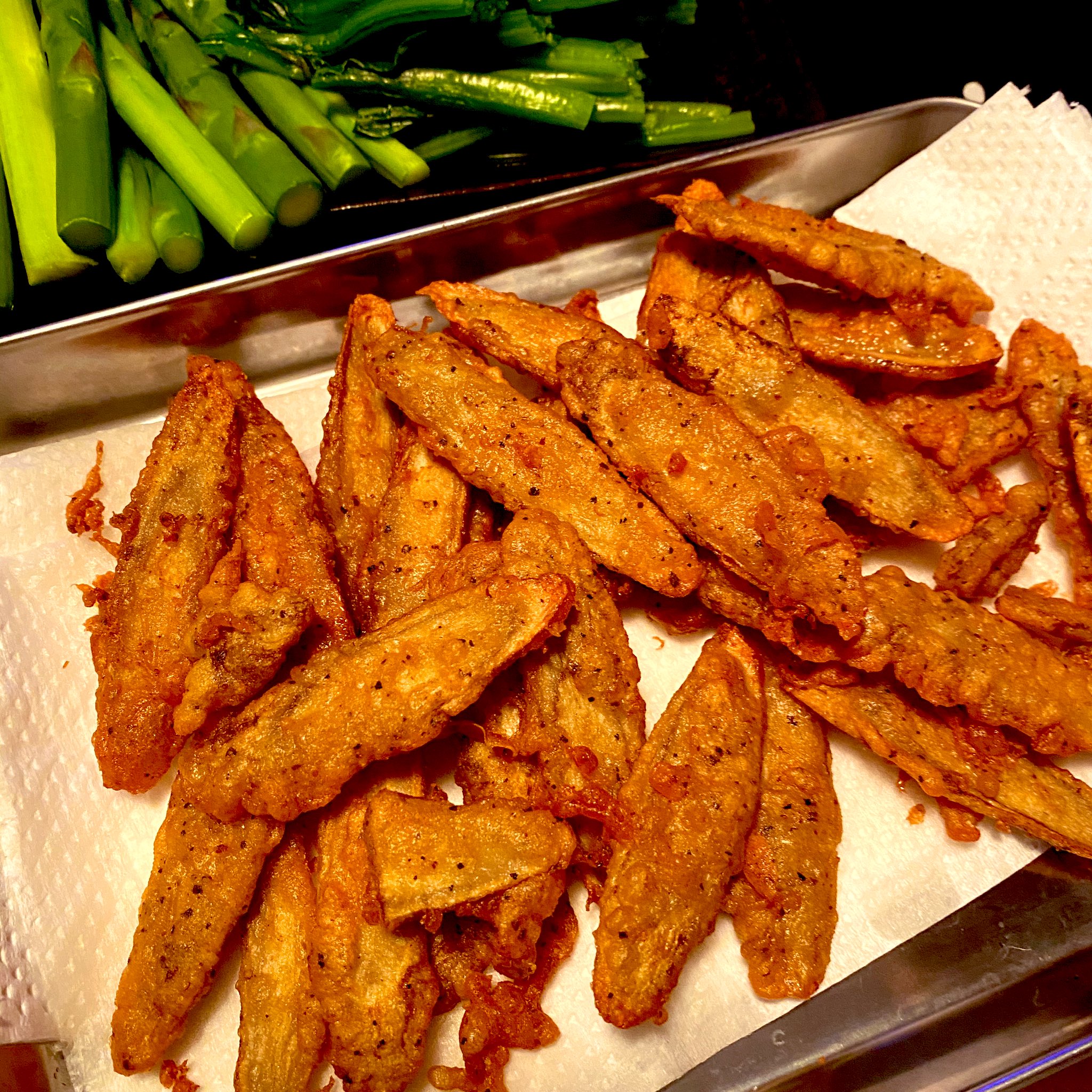 イグチ チキチキボーンの粉でゴボウ揚げるとめっちゃ美味い 繰り返す チキチキボーンの粉でゴボウ揚げるとめっっっっちゃ美味い 以上 T Co Carzoqwsye Twitter