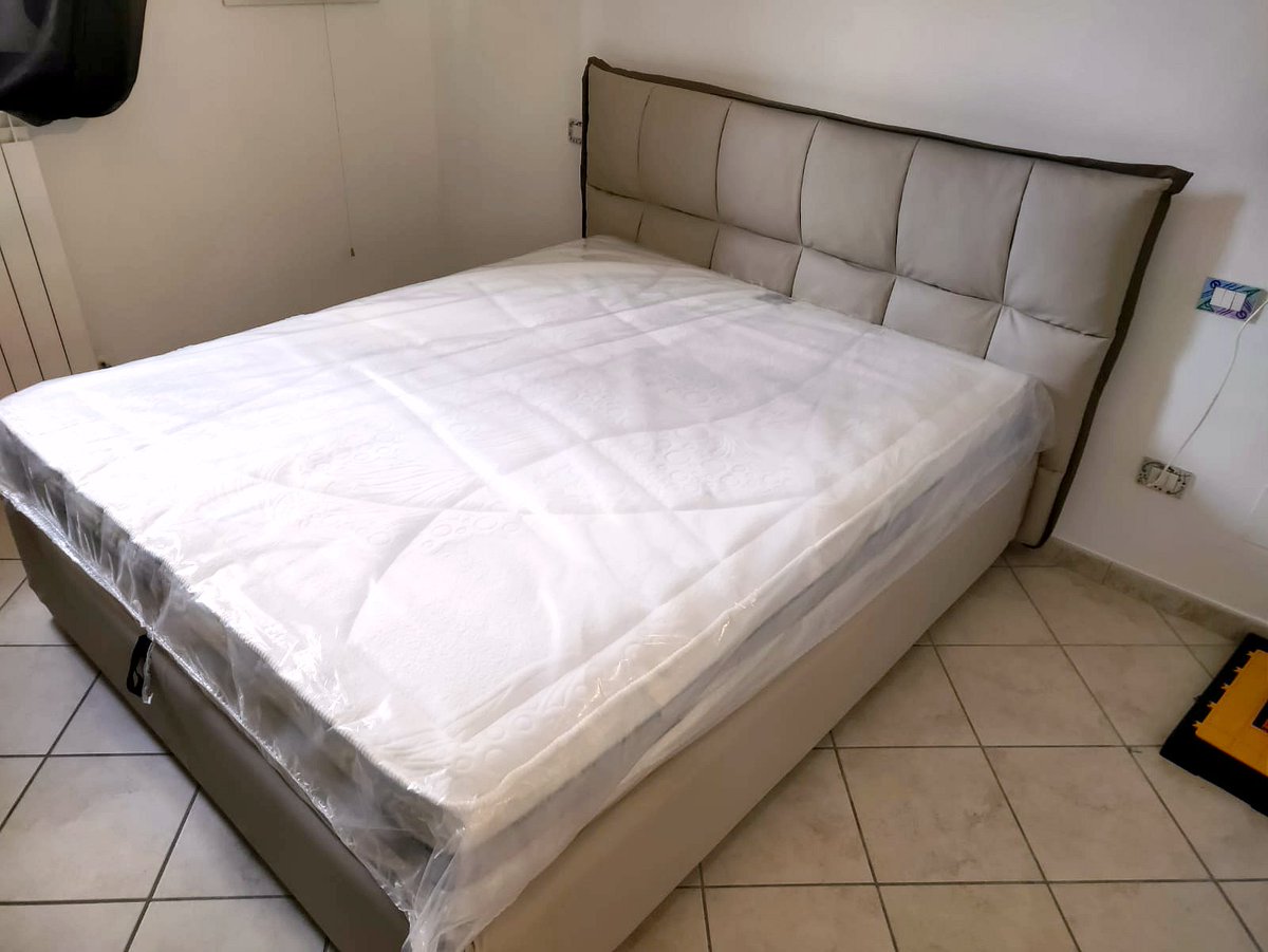 Sistemariposo's tweet photo. #LETTO Clarice con #contenitore completamente #sfoderabile.
#Materasso #Life #Icomodissimi manifattura #Idormibene, con 800 #molleindipendenti e 6 cm di #Memoryfoam #Breeze, prodotto con #Dispositivomedico CE

ℹ #Realizza con noi il letto dei tuoi #sogni
#SISTEMARIPOSO #firenze https://t.co/13WxkQsXCN