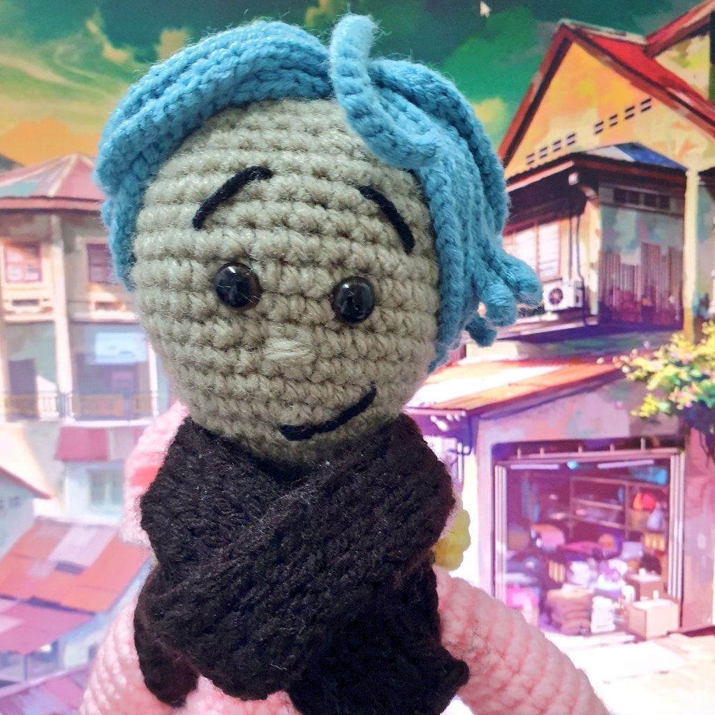 Literally all he needs now is shoes. I love his goofy face! Meet my cheerful son, the one and only blue haired Yibo in  #amigurumi form, complete with [that pink hoodie] and [a backpack]
